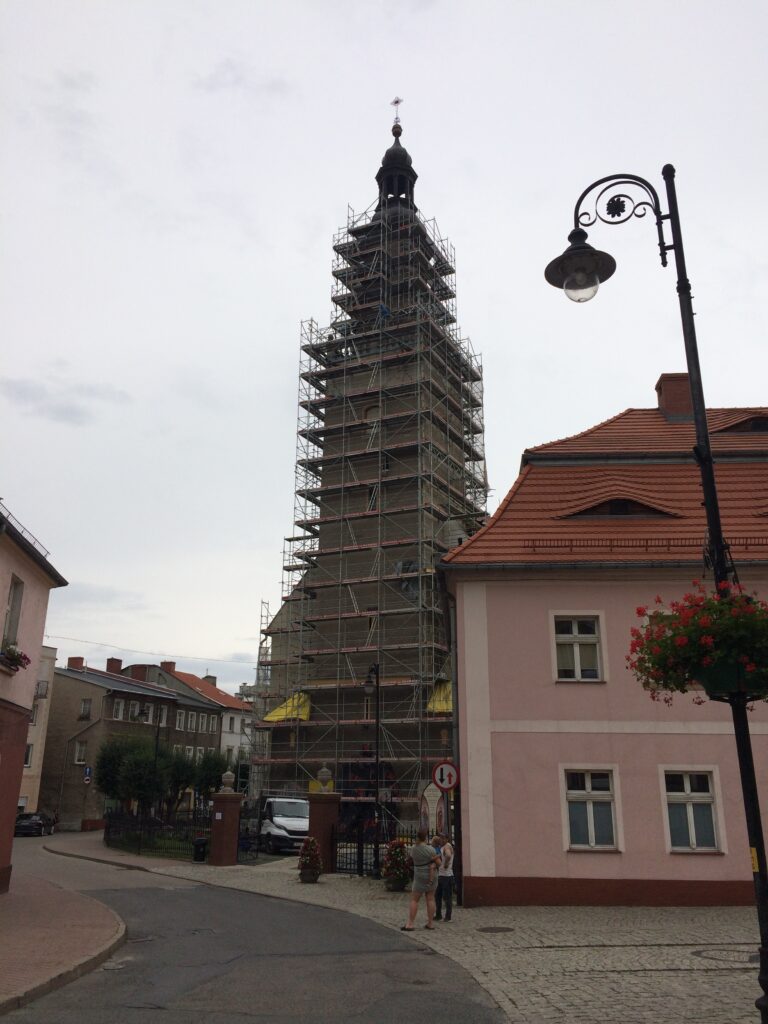 montaż rusztowań przy obiekcie muzealnym we Wrocławiu – Modyfikon